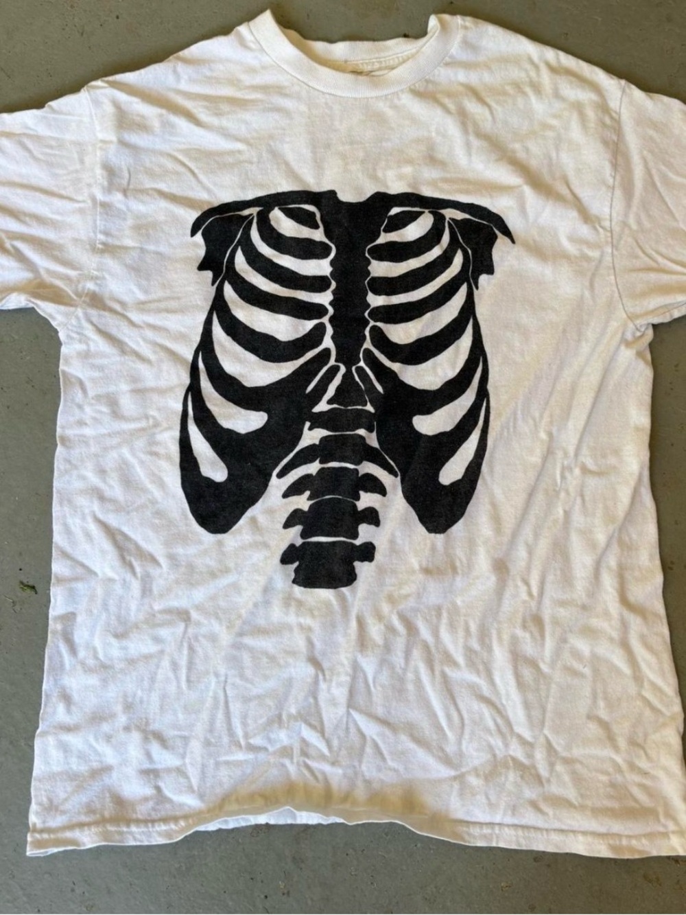 Gildan White Short Sleeve T-Shirt with Black Rib Cage Graphic